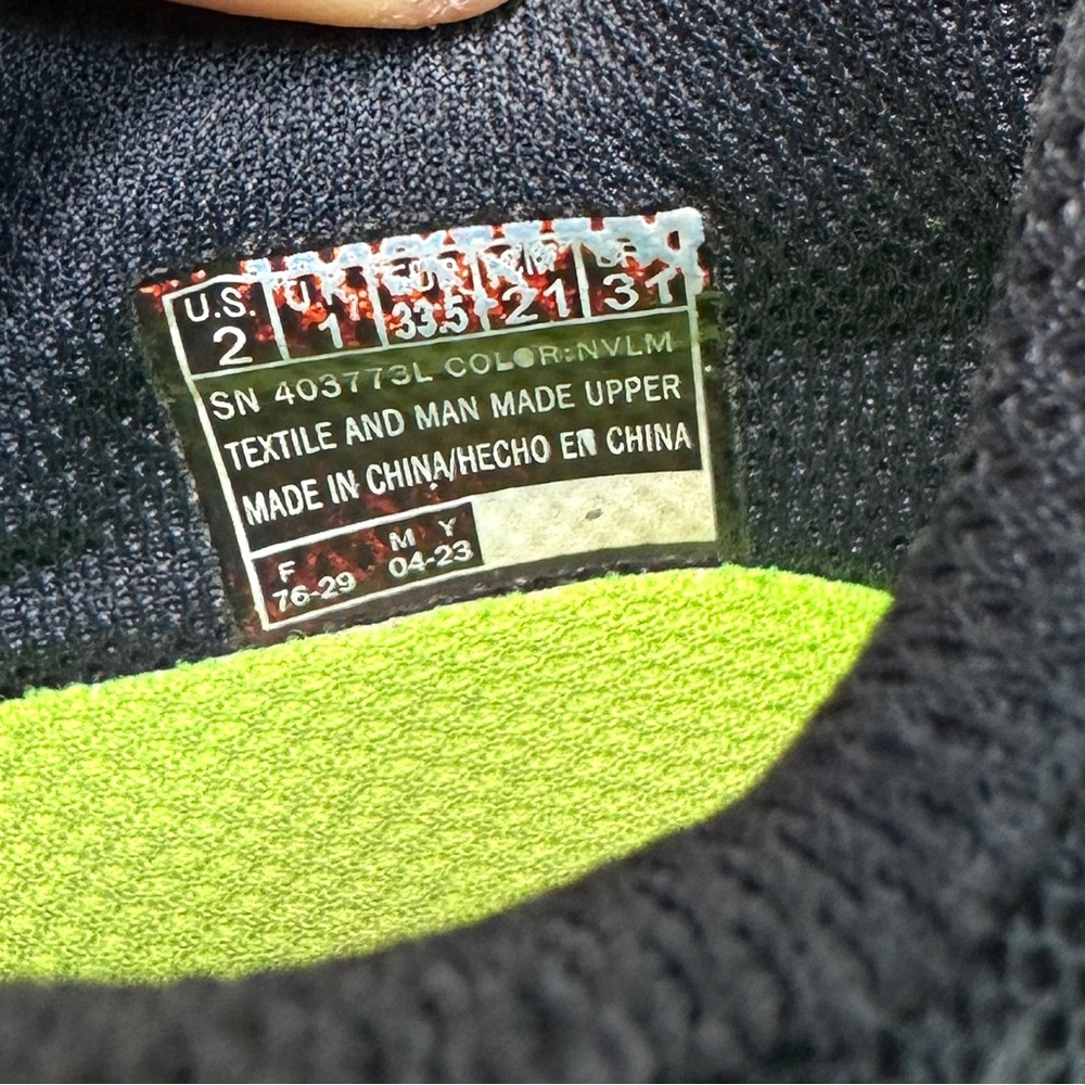 Skechers Boys Sneakers Blue Lime Mesh Velcro Wide Fit Size 2 Kids Shoes - Picture 9 of 11